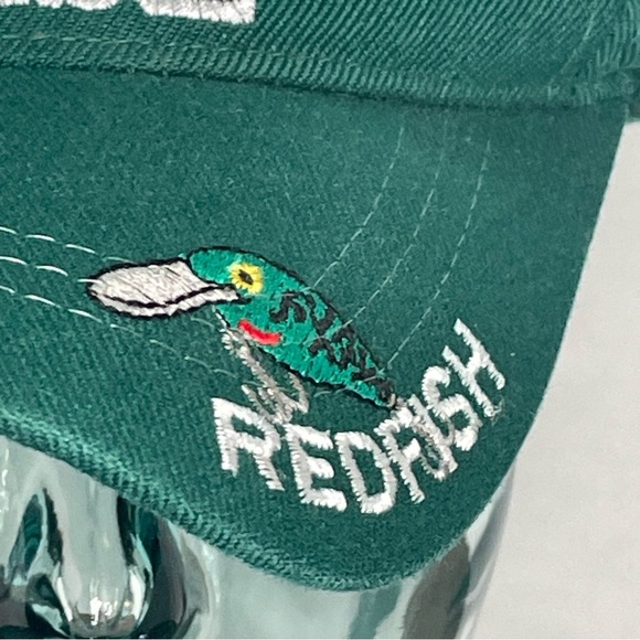 Green Fishing Cap with Embroidered Fish Design Redfish.Pre-owned. Printed hat - Picture 3 of 9
